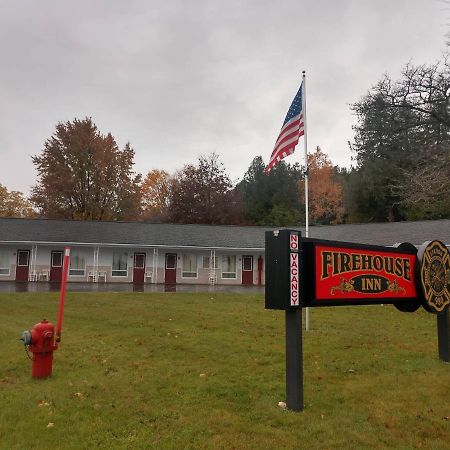 Firehouse Inn Saint Ignace Esterno foto
